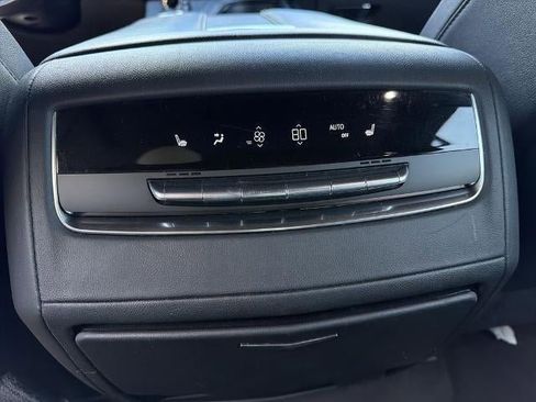 Used 2021 Cadillac Escalade Sport AWD/4WD image 22