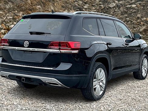 Used 2019 Volkswagen Atlas SE image 2