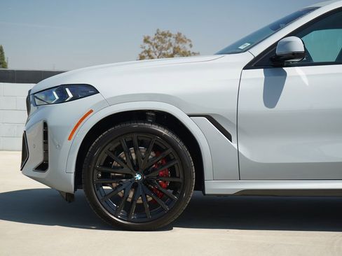 New 2026 BMW X6 xDrive40i w/ Premium Package image 5