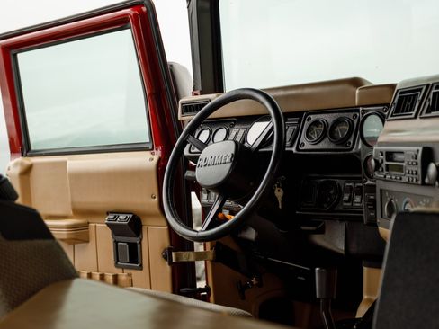 Used 1998 HUMMER H1 4-Door Open Top image 16