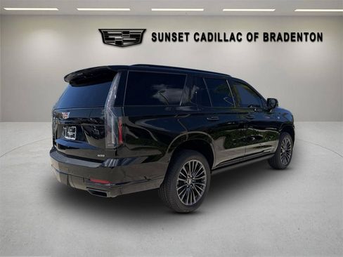 New 2026 Cadillac Escalade Platinum Sport AWD/4WD image 3