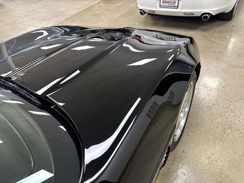 Used 1996 Chevrolet Corvette Coupe image 10