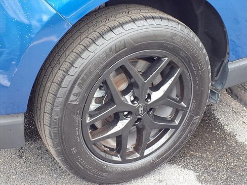 Used 2024 Ford Edge SEL image 26