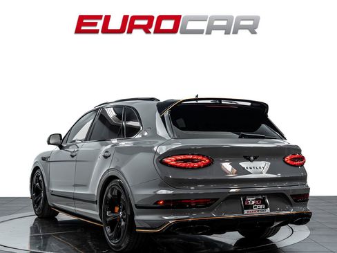 Used 2025 Bentley Bentayga AWD/4WD image 3