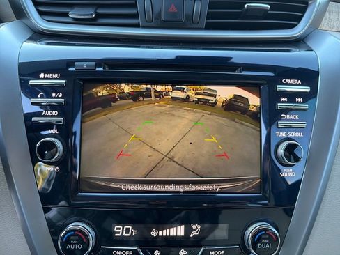 Used 2022 Nissan Murano SV image 28