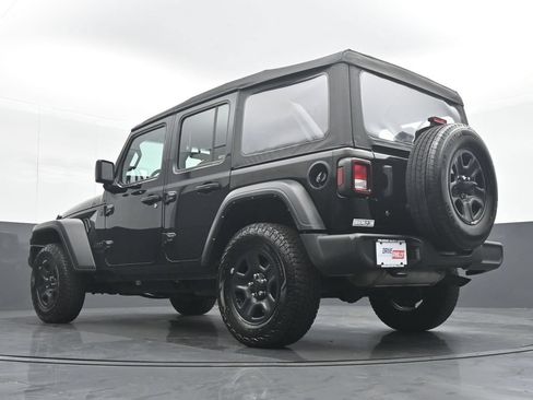 Used 2022 Jeep Wrangler Unlimited Sport AWD/4WD image 27