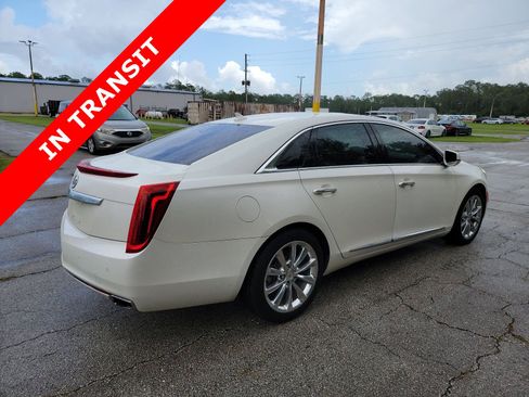 Used 2014 Cadillac XTS Luxury image 4