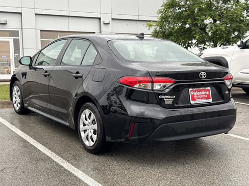 Used 2026 Toyota Corolla LE FWD image 7