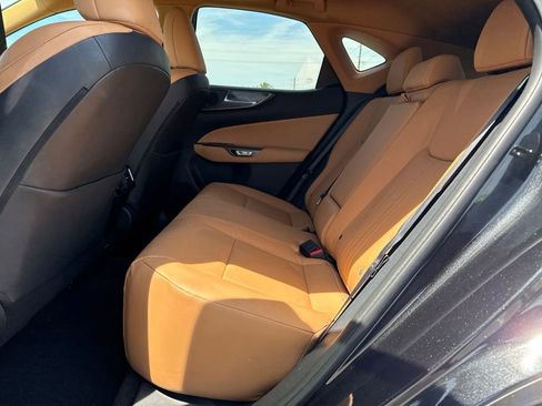 Used 2024 Lexus NX 250 FWD image 9