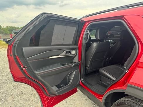 Used 2025 Ford Explorer ST AWD/4WD image 15