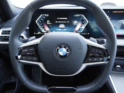 Certified 2025 BMW 330i xDrive Sedan AWD/4WD image 17
