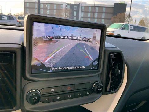 Used 2024 Ford Bronco Sport Heritage w/ Heritage Convenience Package image 27