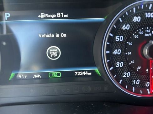 Used 2019 Genesis G70 2.0T Advanced w/ Sport Package RWD image 5