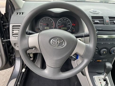 Used 2010 Toyota Corolla LE w/ All Weather Guard Pkg image 16