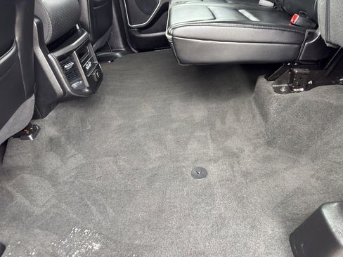 Used 2022 RAM 1500 Laramie image 32