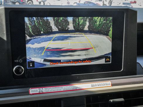 Used 2025 Toyota Tacoma TRD Sport image 24