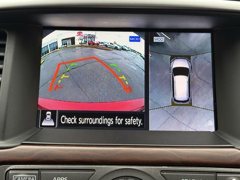 Used 2019 Nissan Pathfinder Platinum image 34