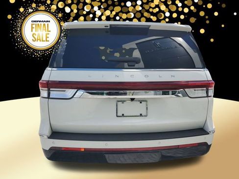 New 2024 Lincoln Navigator Reserve image 7