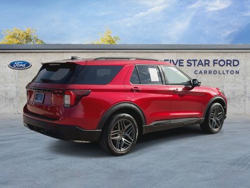 Used 2026 Ford Explorer ST-Line w/ ST-Line Street Pack RWD image 8
