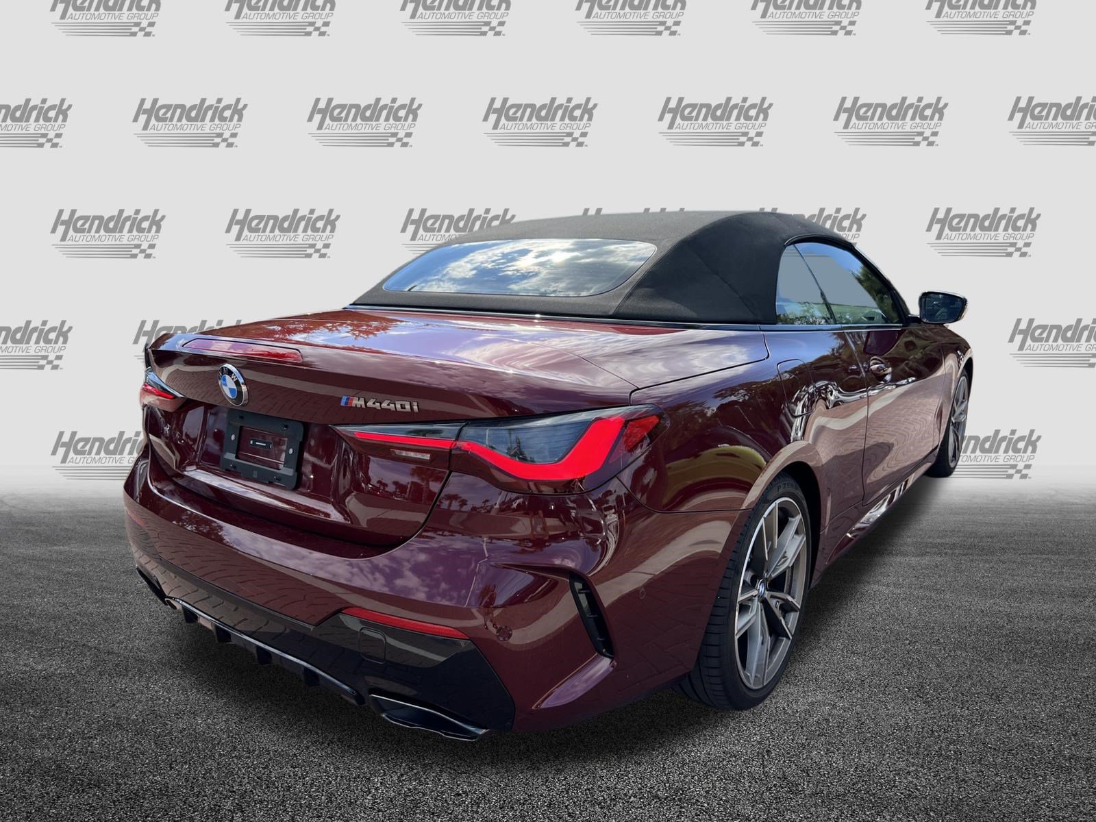 Certified 2024 BMW M440i Convertible RWD image 10