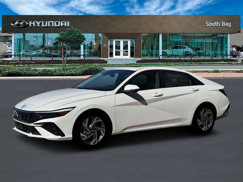 New 2026 Hyundai Elantra Limited FWD image 2