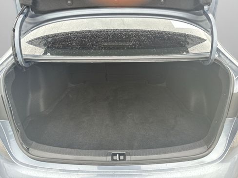 Used 2024 Toyota Corolla LE FWD image 32