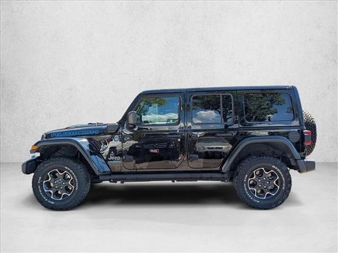 Used 2023 Jeep Wrangler Unlimited Rubicon 4xe w/ Cold Weather Group AWD/4WD image 8