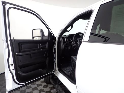 Used 2023 RAM 2500 Tradesman AWD/4WD image 23