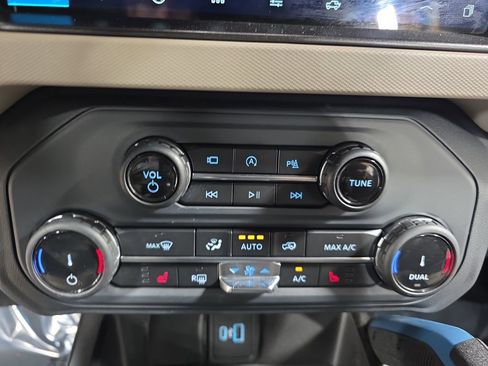 Used 2022 Ford Bronco Wildtrak AWD/4WD image 20