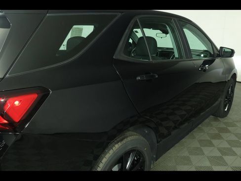 Used 2024 Chevrolet Equinox LS w/ Midnight Edition FWD image 16
