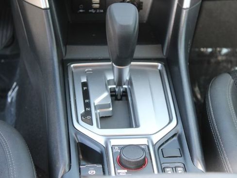 Used 2023 Subaru Forester Premium AWD/4WD image 17