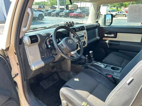 Used 2008 Toyota FJ Cruiser 4WD image 18