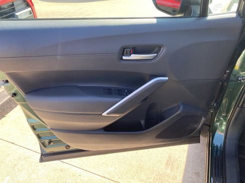Used 2024 Toyota Corolla Cross XLE image 18