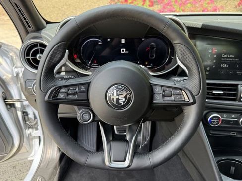 New 2025 Alfa Romeo Giulia w/ Veloce Package Rwd image 15
