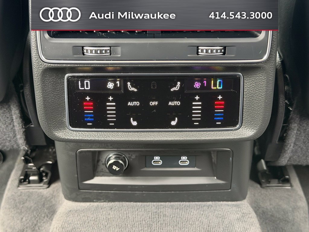 Used 2023 Audi Q7 3.0T Premium Plus AWD/4WD image 40