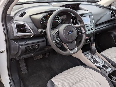 Used 2022 Subaru Forester Base image 13