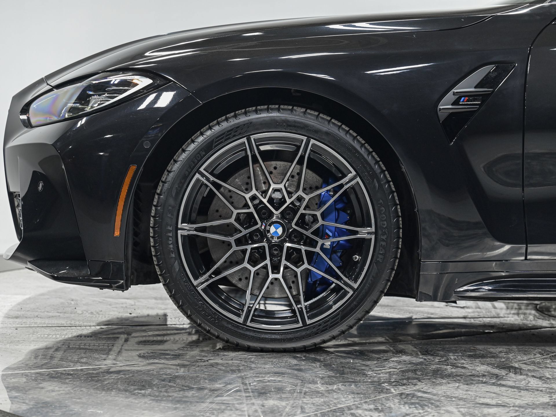 Used 2024 BMW M3 Competition AWD/4WD image 3