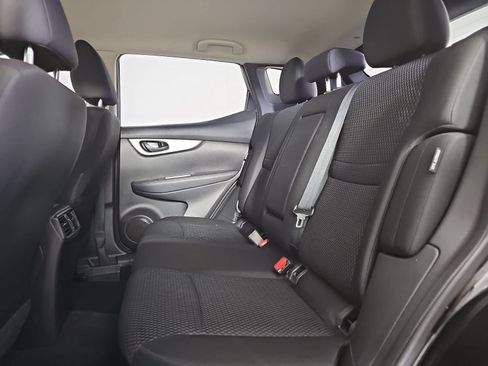 Used 2020 Nissan Rogue Sport S w/ Appearance Package FWD image 14
