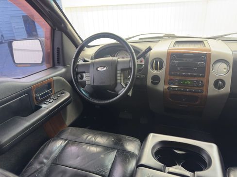 Used 2004 Ford F150 XLT image 14