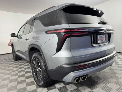 Used 2025 Chevrolet Traverse LT w/ Sun and Wheel Package AWD/4WD image 32