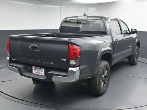 Used 2020 Toyota Tacoma SR5 image 8