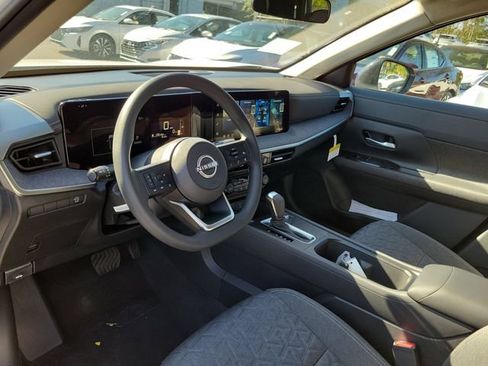 New 2026 Nissan Kicks SV w/ Cold Weather Package FWD image 7