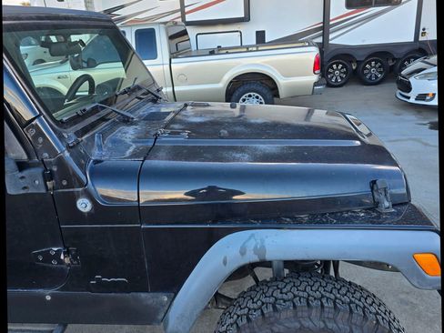 Used 2003 Jeep Wrangler X image 3