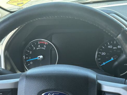 Used 2017 Ford F350 Lariat w/ Lariat Ultimate Package AWD/4WD image 25