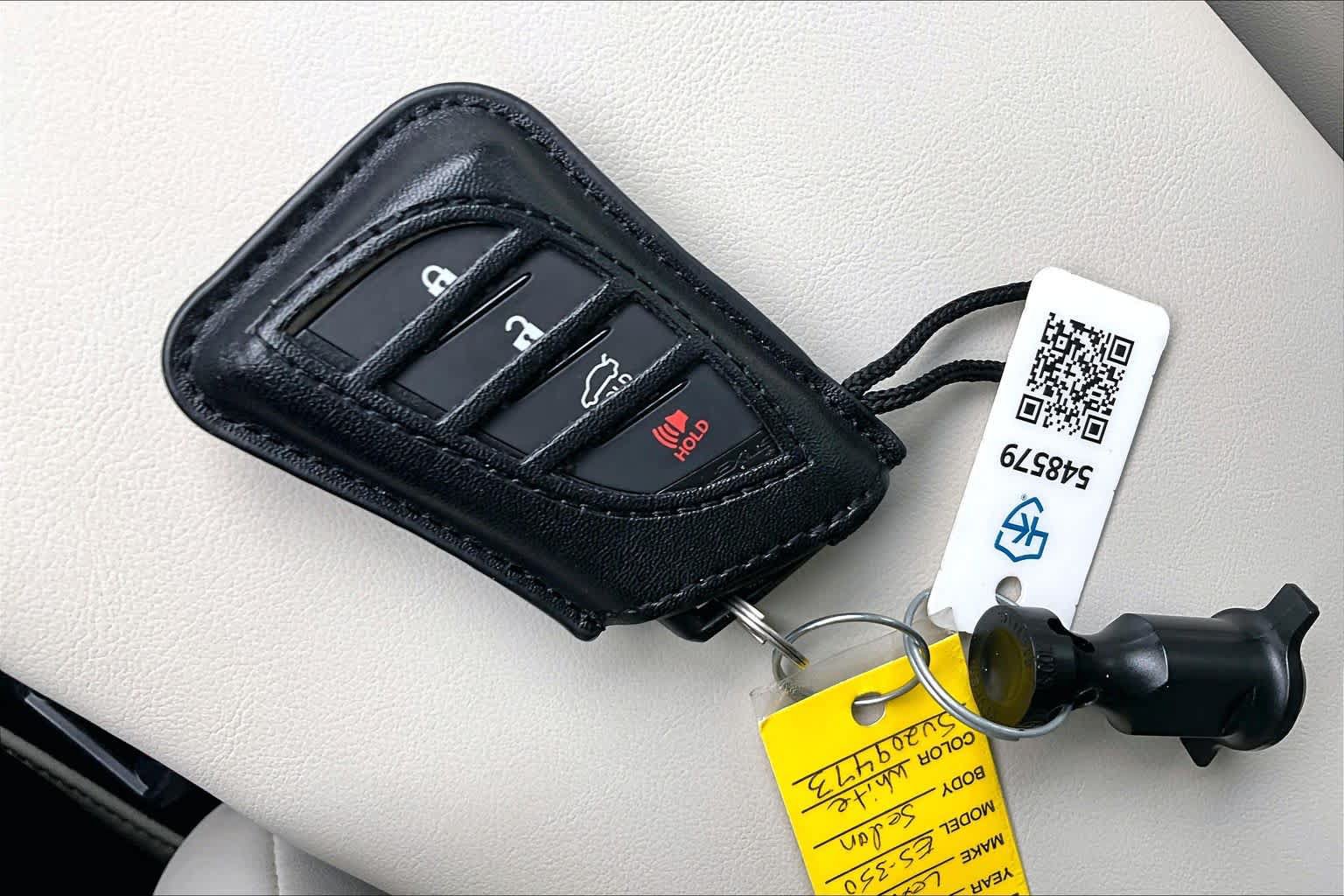 Used 2025 Lexus ES 350 w/ Premium Package FWD image 15