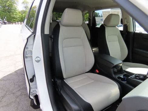 Certified 2024 Honda CR-V EX image 16