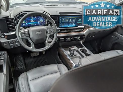 Used 2023 Chevrolet Silverado 1500 LT Trail Boss w/ Convenience Package II AWD/4WD image 23