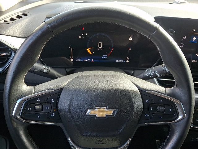Used 2024 Chevrolet TrailBlazer LT w/ LT Cold Weather Package AWD/4WD image 18