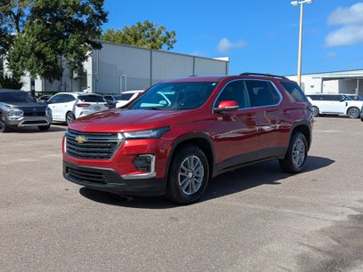 Used 2023 Chevrolet Traverse LT