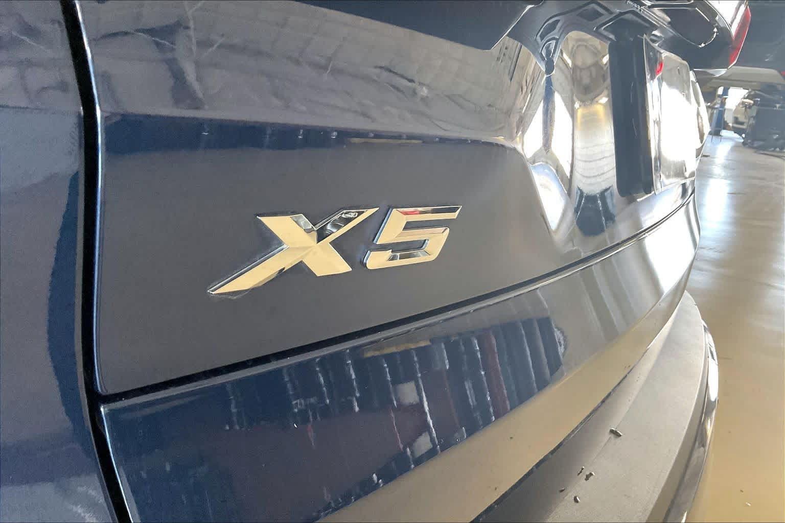 Used 2022 BMW X5 sDrive40i w/ Premium Package RWD image 9